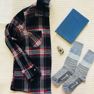 Navy/Red Plaid Flannel M